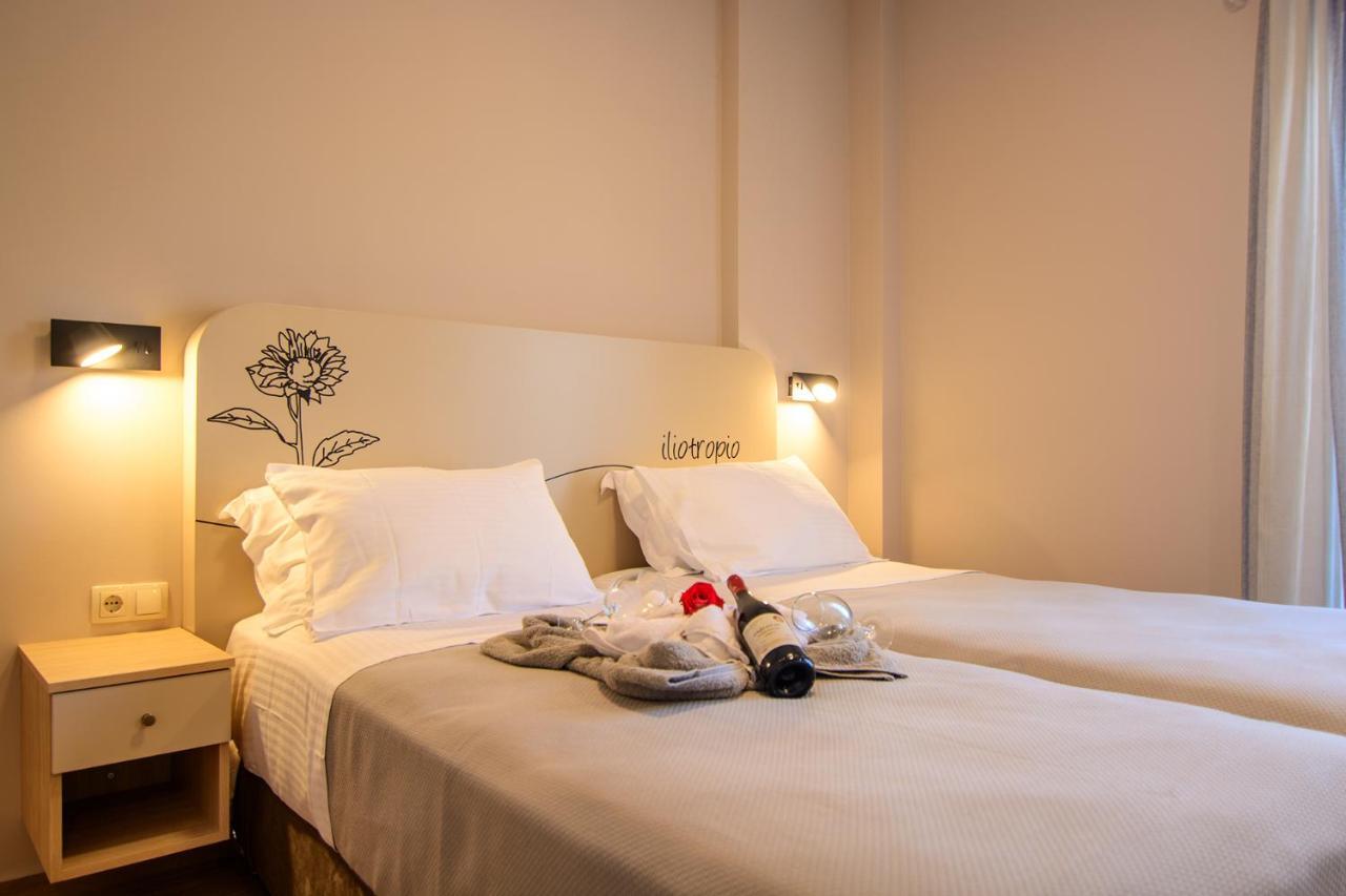 Vakakis Family Luxury Studios Paleochora Buitenkant foto