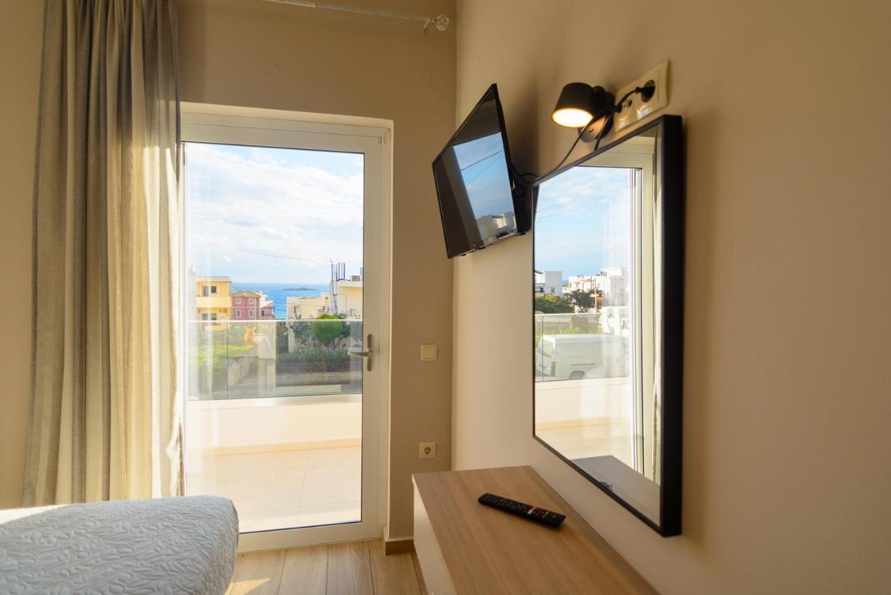 Vakakis Family Luxury Studios Paleochora Buitenkant foto